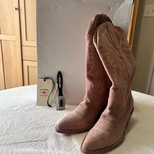 Idyllwind Embroidered Suede Boots - Brown